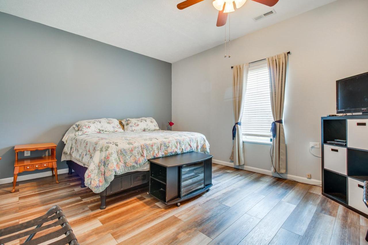 Kentucky Retreat Near Williamstown Lake! Luaran gambar